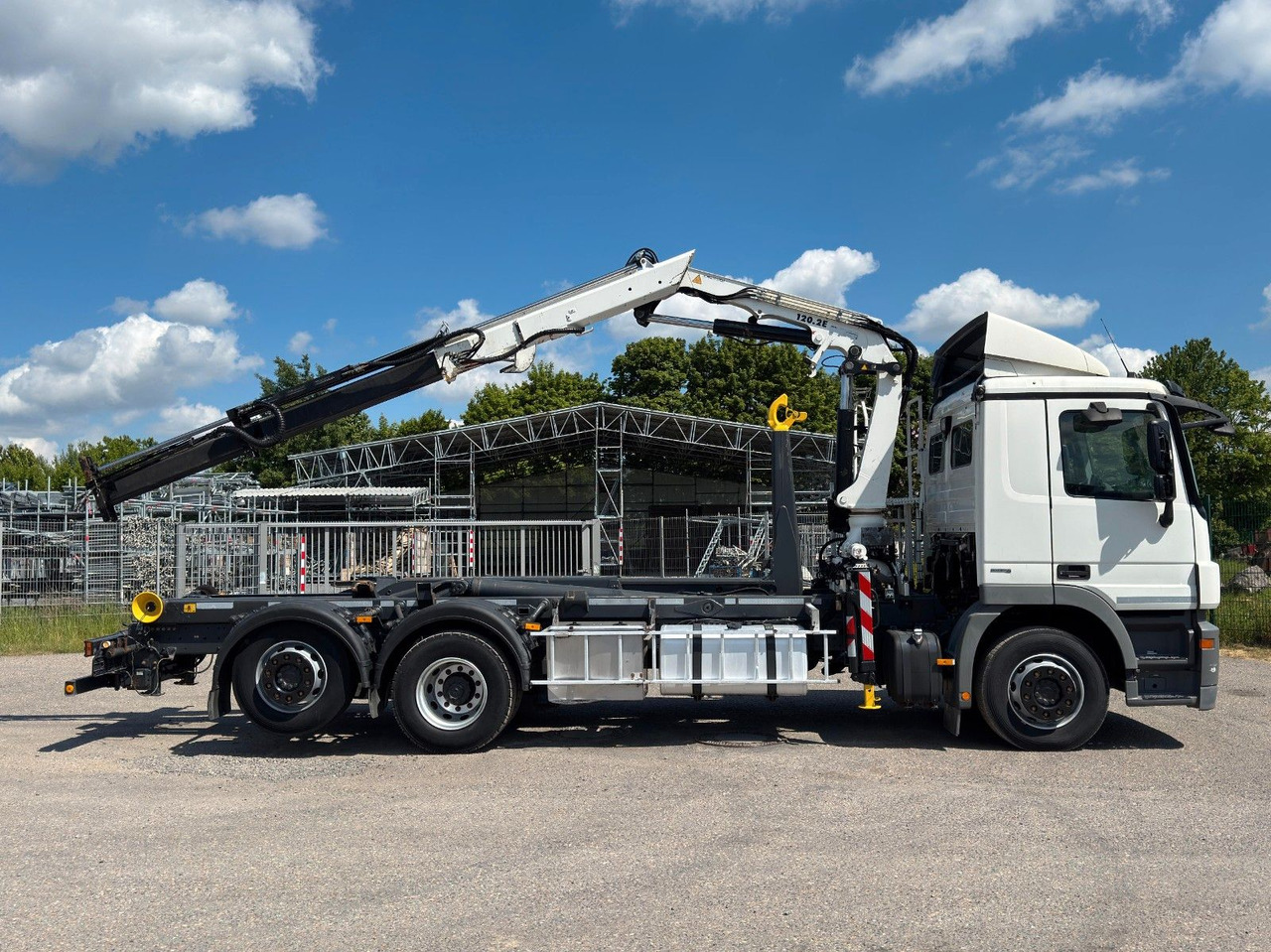 Mercedes-Benz 2541 6x2 ARK Meiller 20.65 | ATLA 120.2E mit 5&6 - Hook lift truck, Crane truck: picture 5 Mercedes-Benz 2541 6x2 ARK Meiller 20.65 | ATLA 120.2E mit 5&6 - Hook lift truck, Crane truck: picture 5
