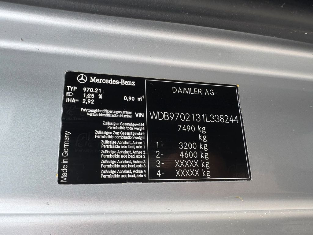 Mercedes-Benz 818 4X2 ROM Toilettenwagen - Vacuum truck: picture 2 Mercedes-Benz 818 4X2 ROM Toilettenwagen - Vacuum truck: picture 2