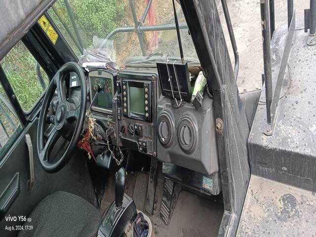 Rigid dumper/ Rock truck CAT 777E: picture 15