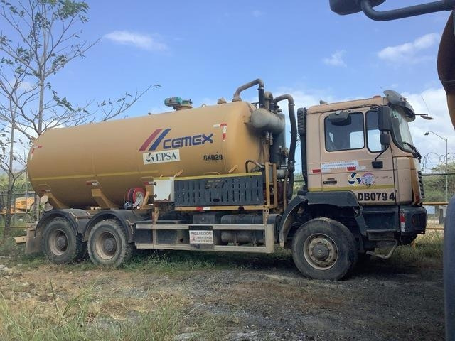 MAN 33.364 - Tank truck: picture 4 MAN 33.364 - Tank truck: picture 4