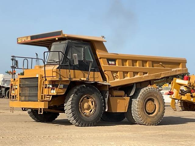 Rigid dumper/ Rock truck CAT 769: picture 16