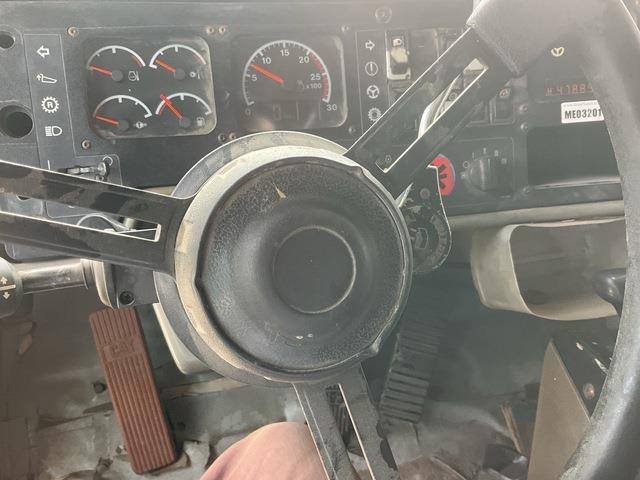 CAT 777D - Rigid dumper/ Rock truck: picture 4 CAT 777D - Rigid dumper/ Rock truck: picture 4