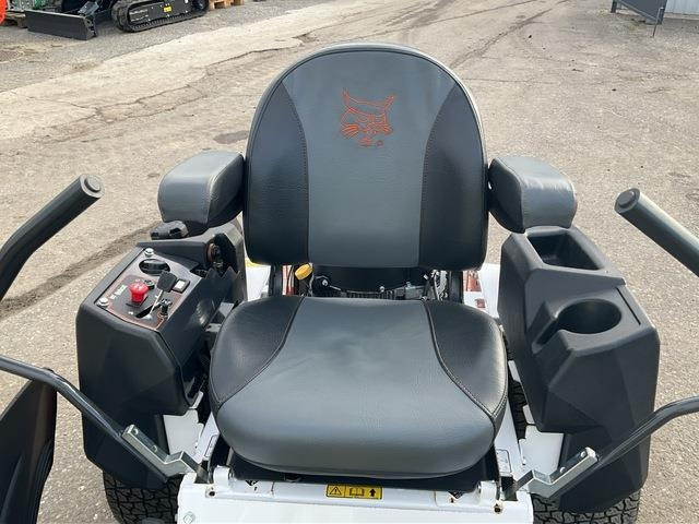 Leasing of Bobcat ZT3000 Bobcat ZT3000: picture 12 Leasing of Bobcat ZT3000 Bobcat ZT3000: picture 12