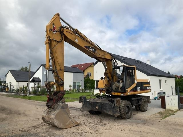 CAT M320 - Wheel excavator: picture 2 CAT M320 - Wheel excavator: picture 2