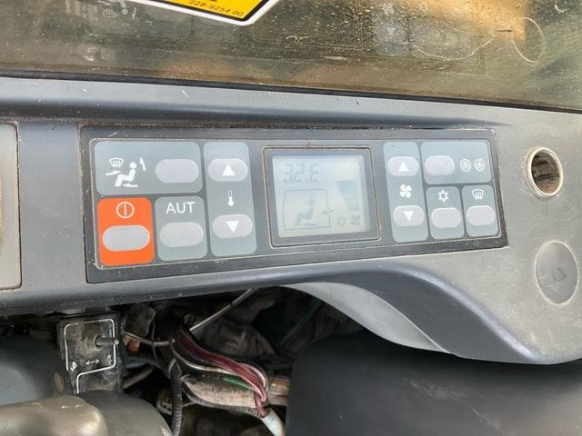 CAT 345CL VG - Demolition excavator: picture 2 CAT 345CL VG - Demolition excavator: picture 2