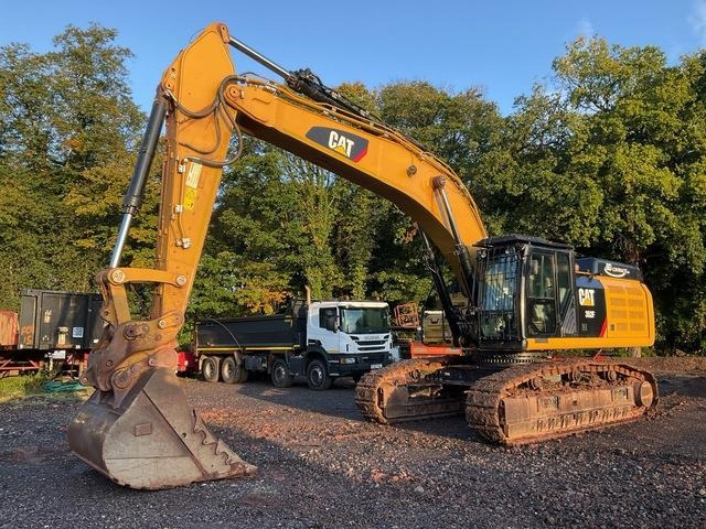 CAT 352F - Crawler excavator: picture 1 CAT 352F - Crawler excavator: picture 1