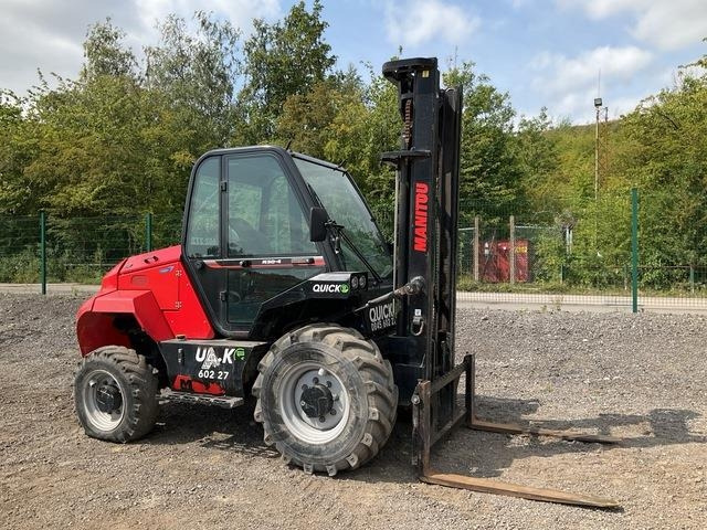 Manitou M30-4 - Rough terrain forklift: picture 4 Manitou M30-4 - Rough terrain forklift: picture 4