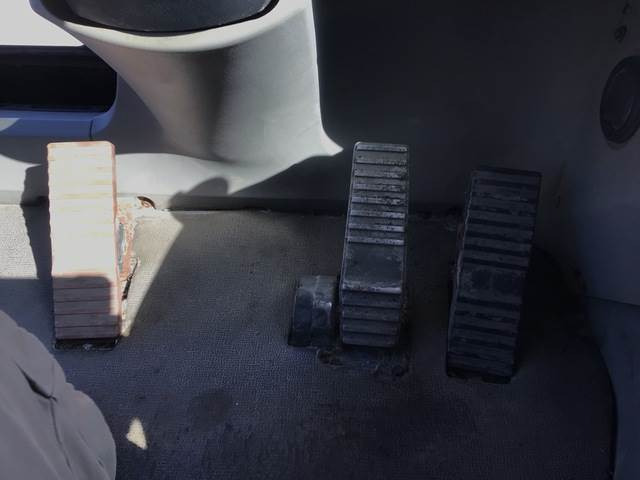 Rigid dumper/ Rock truck CAT 777F: picture 20
