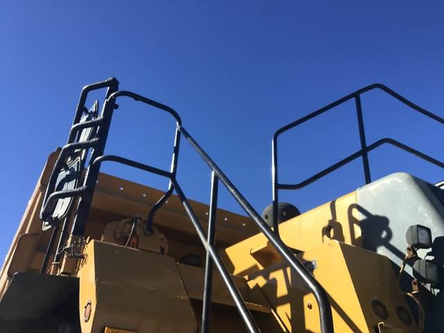 Rigid dumper/ Rock truck CAT 777F: picture 10