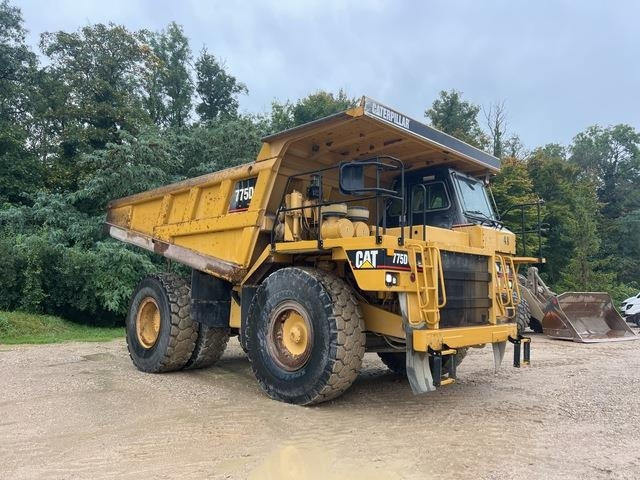 CAT 775D - Rigid dumper/ Rock truck: picture 4 CAT 775D - Rigid dumper/ Rock truck: picture 4