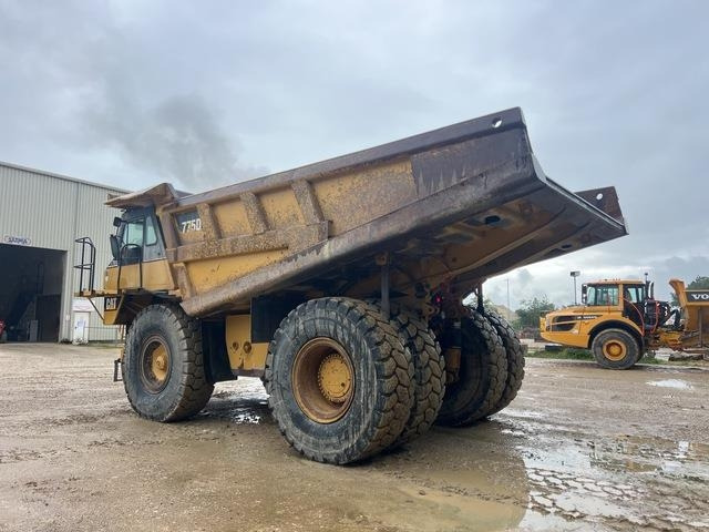 CAT 775D - Rigid dumper/ Rock truck: picture 2 CAT 775D - Rigid dumper/ Rock truck: picture 2