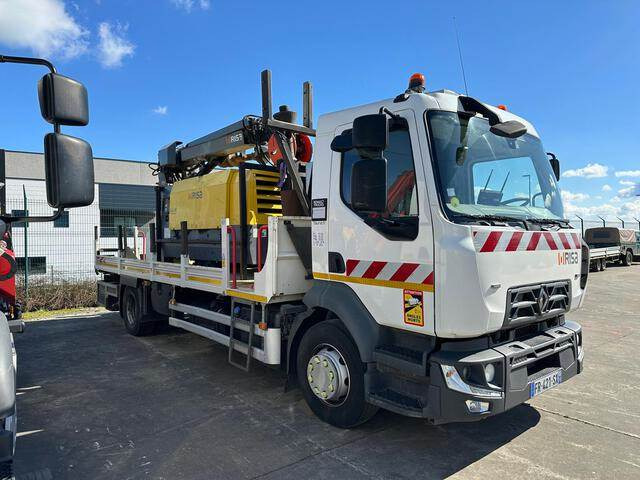 Renault D250 - Drilling rig: picture 4 Renault D250 - Drilling rig: picture 4