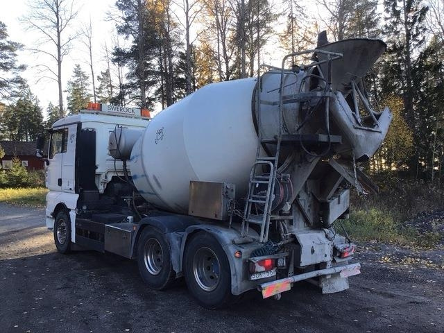 MAN TGA 28.390 - Concrete mixer truck: picture 2 MAN TGA 28.390 - Concrete mixer truck: picture 2