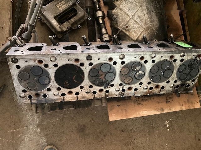 - Cylinder head for Truck: picture 2 - Cylinder head for Truck: picture 2
