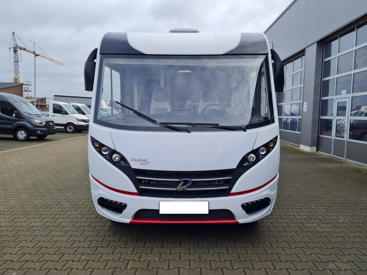 Dethleffs Pulse GT 7051 DBM GT*Markise* Winterpaket - Integrated motorhome: picture 2 Dethleffs Pulse GT 7051 DBM GT*Markise* Winterpaket - Integrated motorhome: picture 2