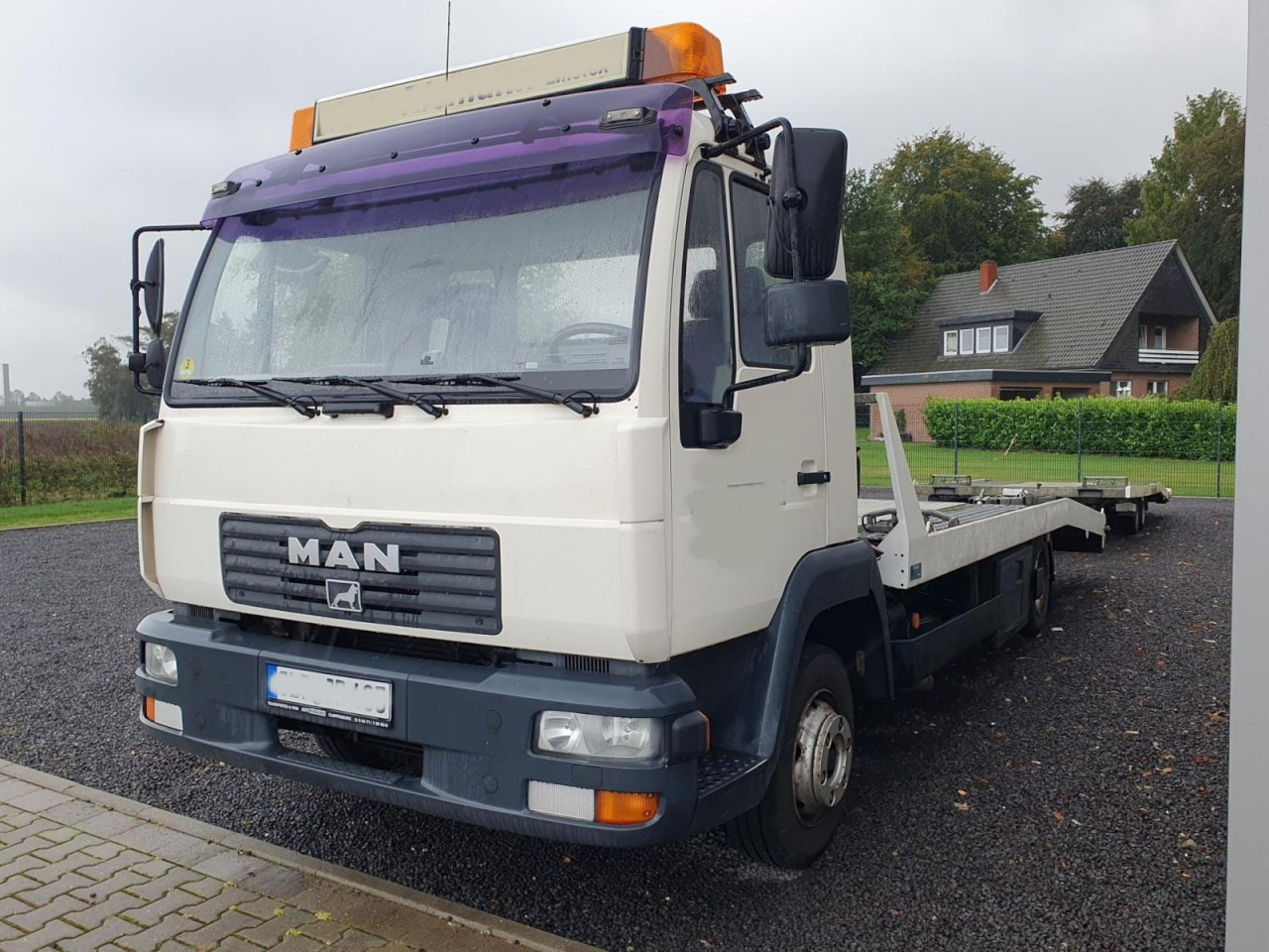 Man LE 8.180 Autotransporter NL: 2940 kg - Autotransporter truck: picture 2 Man LE 8.180 Autotransporter NL: 2940 kg - Autotransporter truck: picture 2