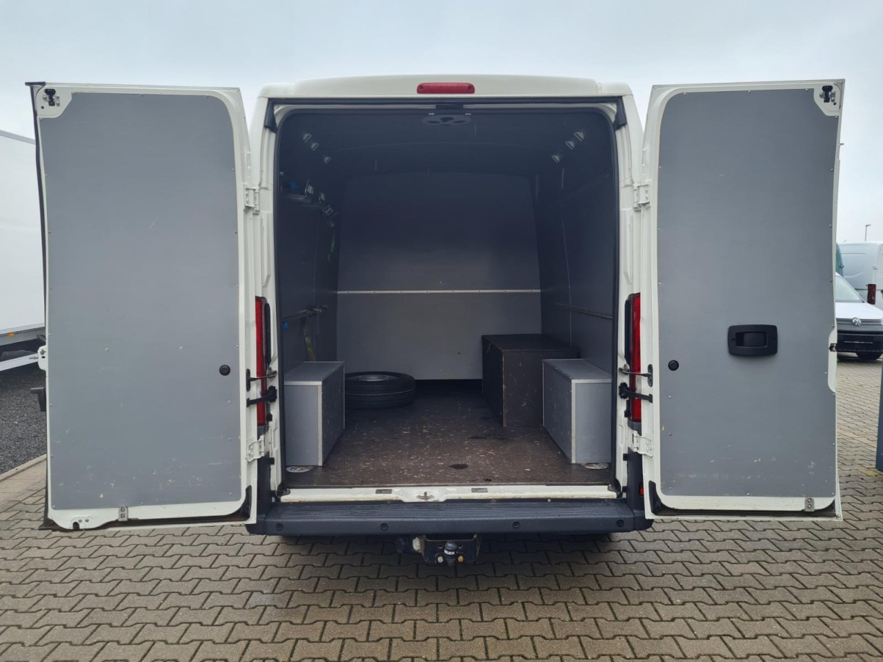 Peugeot Boxer Kasten L3H2 Doka 6-Sitze AHK PDC KLIMA - Small van, Combi van: picture 5 Peugeot Boxer Kasten L3H2 Doka 6-Sitze AHK PDC KLIMA - Small van, Combi van: picture 5