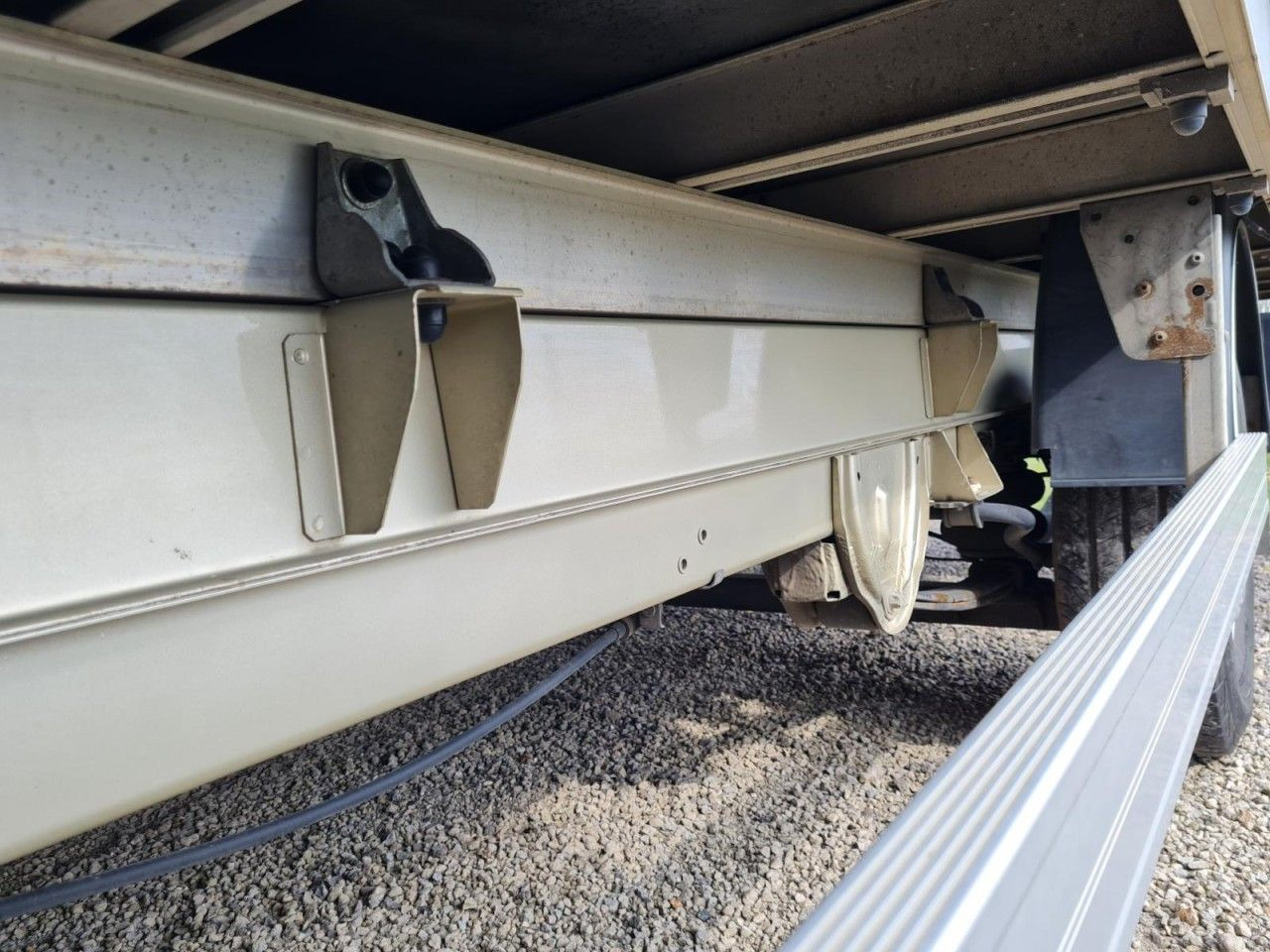 Curtain side van Peugeot Boxer Pritsche L4 Schiebe Plane Schlafkab Luftfe: picture 25