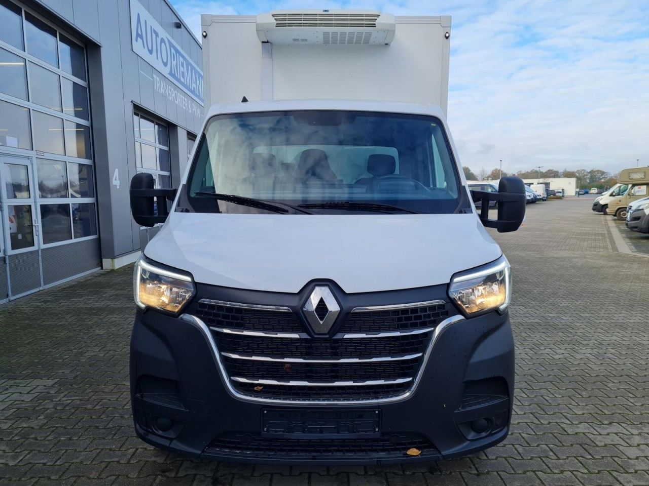 Renault Master Kühlkoffer STAND+FAHRKÜHL THERMOKING DRUCKER - Refrigerated van: picture 2 Renault Master Kühlkoffer STAND+FAHRKÜHL THERMOKING DRUCKER - Refrigerated van: picture 2
