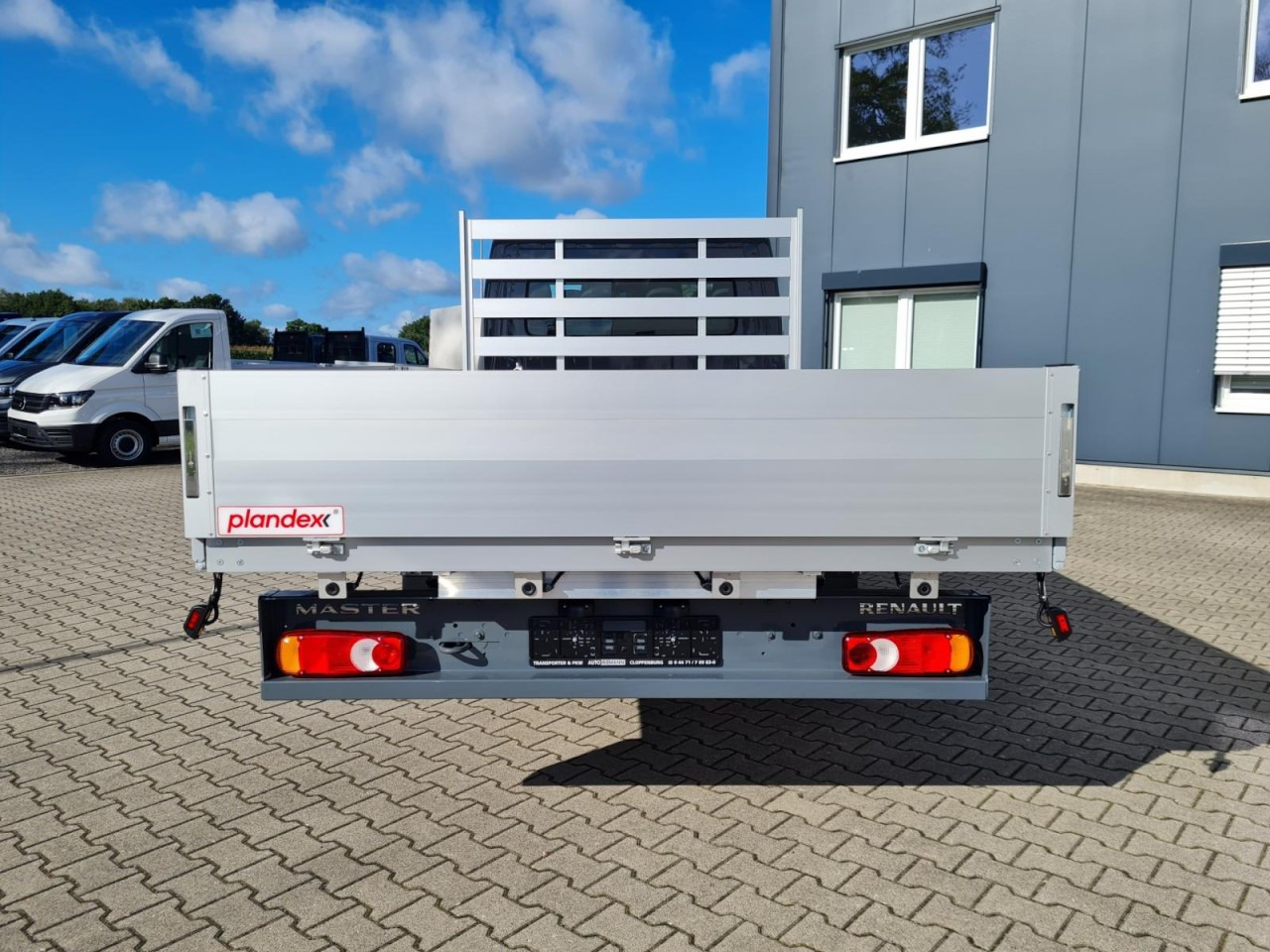 Renault Master New 3,5t Doka dCi 170 L3H1 Lang - Open body delivery van, Combi van: picture 5 Renault Master New 3,5t Doka dCi 170 L3H1 Lang - Open body delivery van, Combi van: picture 5