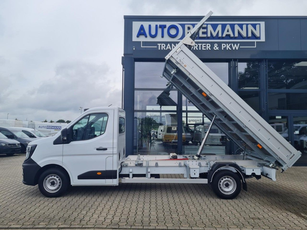 Renault Master New 35 3 Seiten Kipper Klima AHK - Tipper van: picture 2 Renault Master New 35 3 Seiten Kipper Klima AHK - Tipper van: picture 2