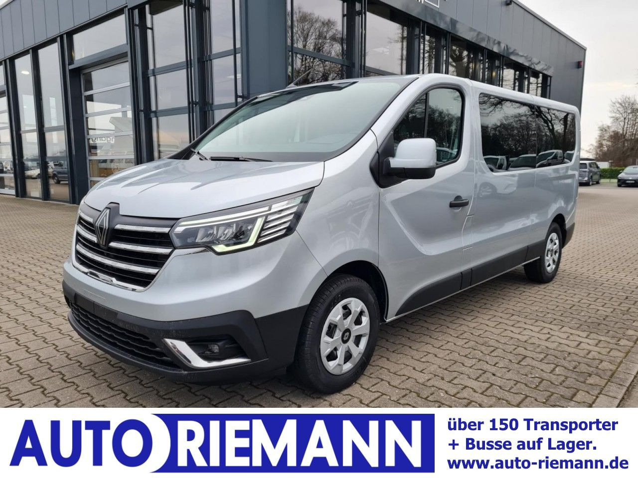 Renault Trafic Kombi 9-Sitze L2 Grand Equilibre KLIMA TE - Car: picture 1 Renault Trafic Kombi 9-Sitze L2 Grand Equilibre KLIMA TE - Car: picture 1