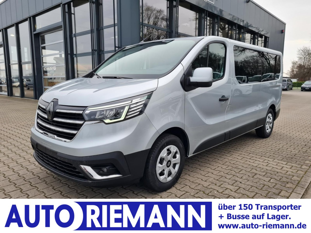 Renault Trafic Kombi 9-Sitze L2 Grand Equilibre KLIMA TEMPOMAT - Combi van: picture 1 Renault Trafic Kombi 9-Sitze L2 Grand Equilibre KLIMA TEMPOMAT - Combi van: picture 1