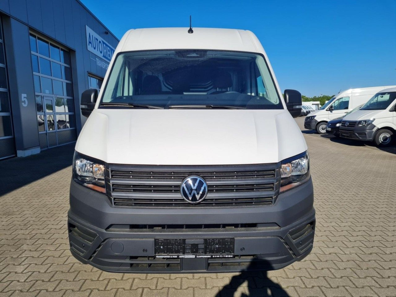 Volkswagen Crafter 35 Kasten MR Hoch 4 Motion DSG KLIMA TEM - Panel van: picture 2 Volkswagen Crafter 35 Kasten MR Hoch 4 Motion DSG KLIMA TEM - Panel van: picture 2