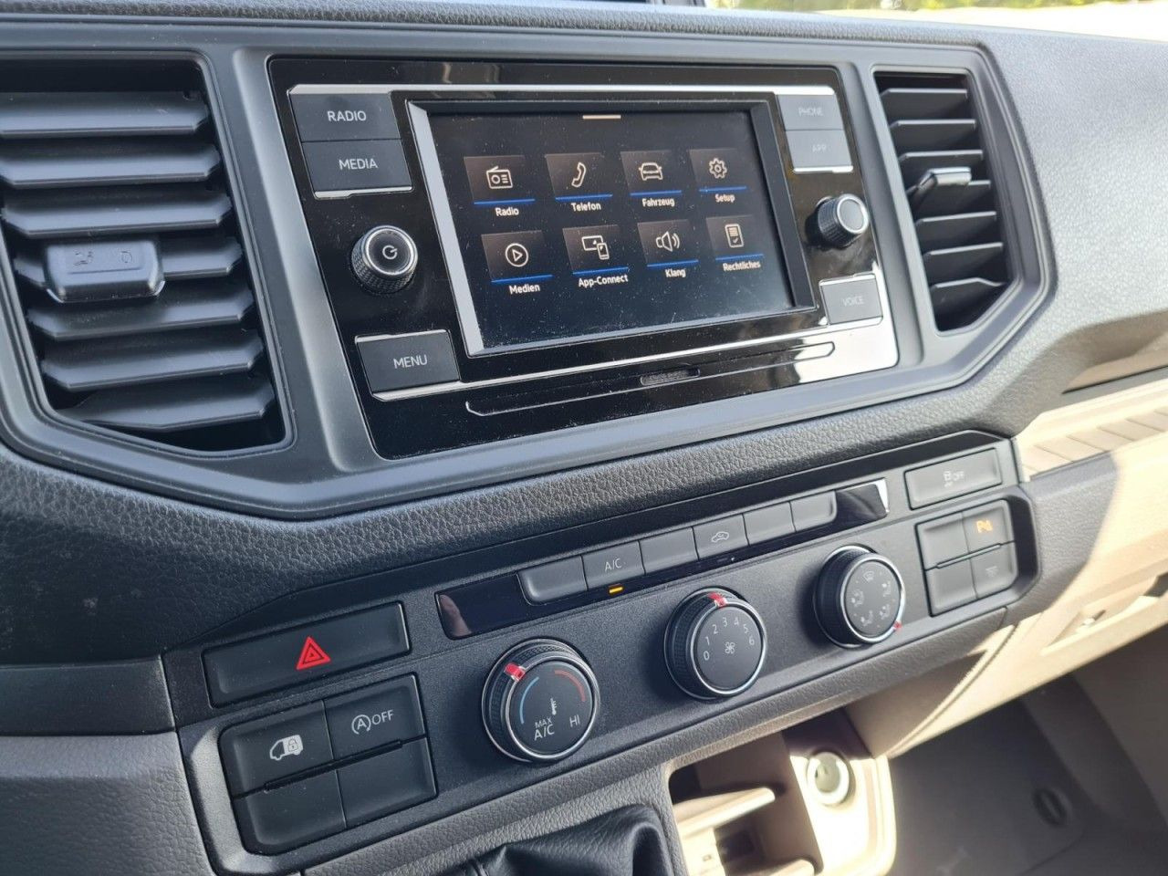 Panel van Volkswagen Crafter 35 Kasten TDI L3H3 MR Kamera Verkleidung: picture 12