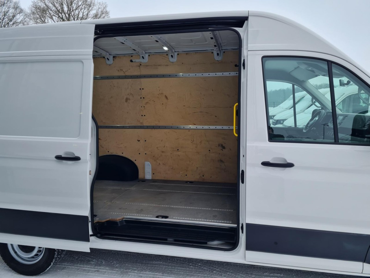 Volkswagen Crafter 35 Kasten TDI MR L3H3 KLIMA - Panel van: picture 5 Volkswagen Crafter 35 Kasten TDI MR L3H3 KLIMA - Panel van: picture 5