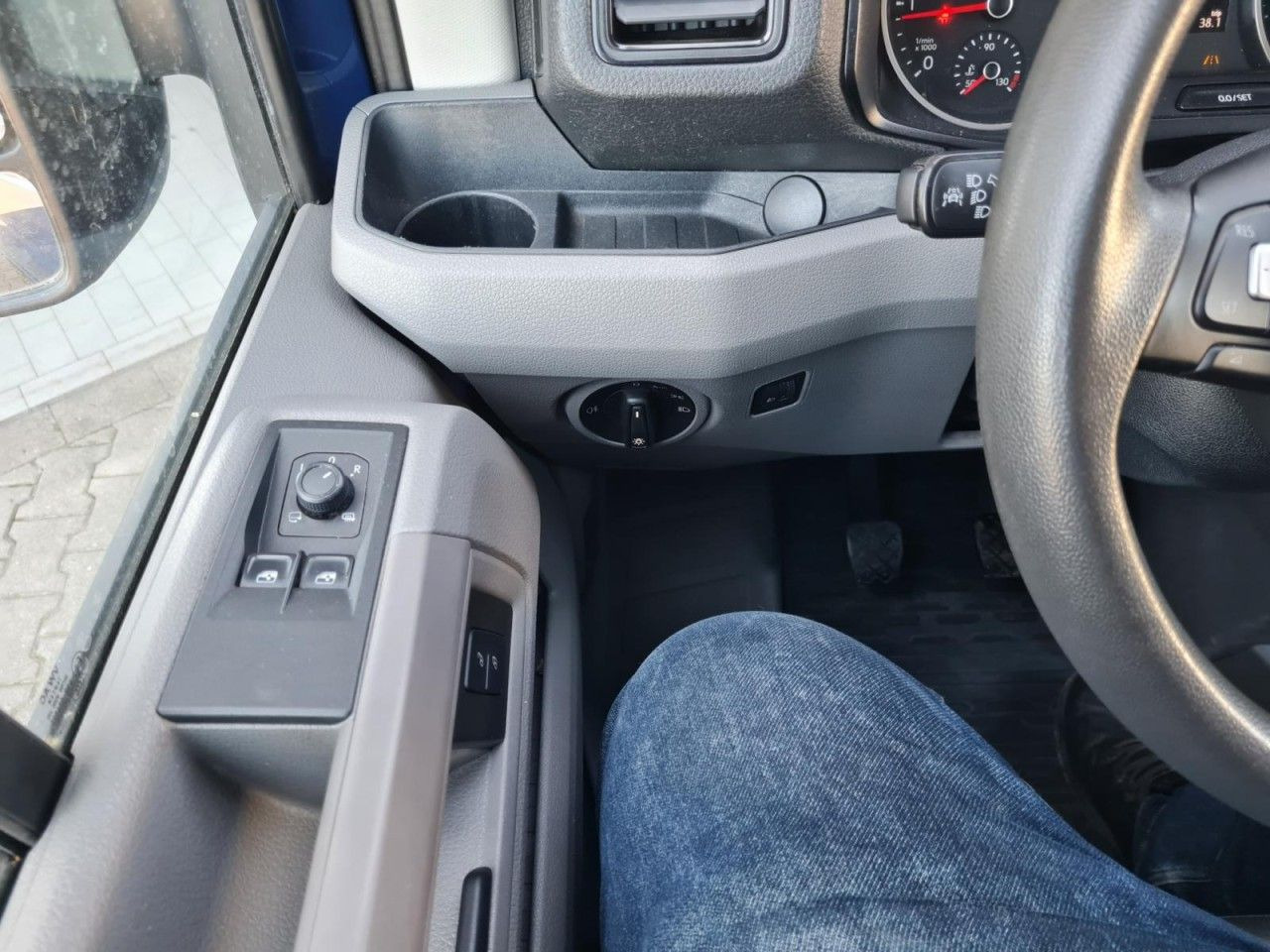 Panel van Volkswagen Crafter 35 Kasten TDI MR L3H3 RWD AHK: picture 19