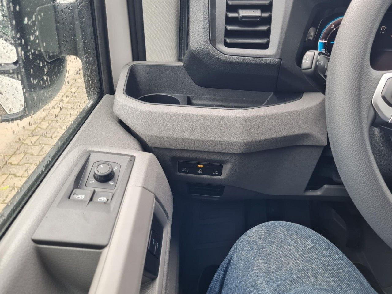 Panel van Volkswagen Crafter 35 Kasten TDI MR PDC KLIMA TEMPOMAT: picture 19