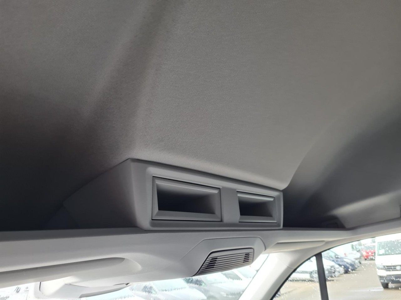 Panel van Volkswagen Crafter 35 Kasten TDI MR PDC WERKSTATTEINRICHTUN: picture 19