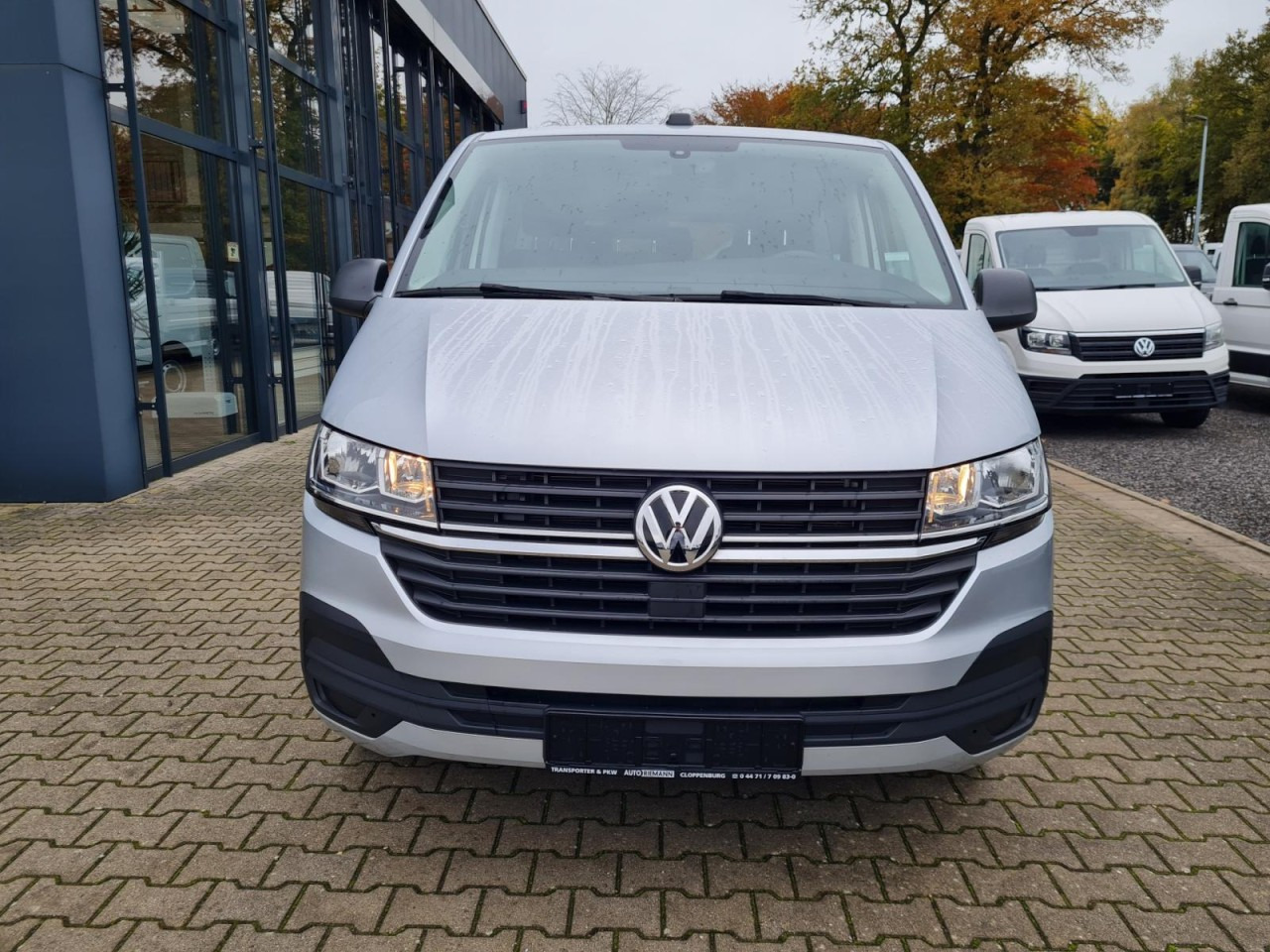 Volkswagen T6.1 Caravelle TDI lang 9 Sitzer 2 Schiebetüren Trendl. - Minibus, Passenger van: picture 2 Volkswagen T6.1 Caravelle TDI lang 9 Sitzer 2 Schiebetüren Trendl. - Minibus, Passenger van: picture 2