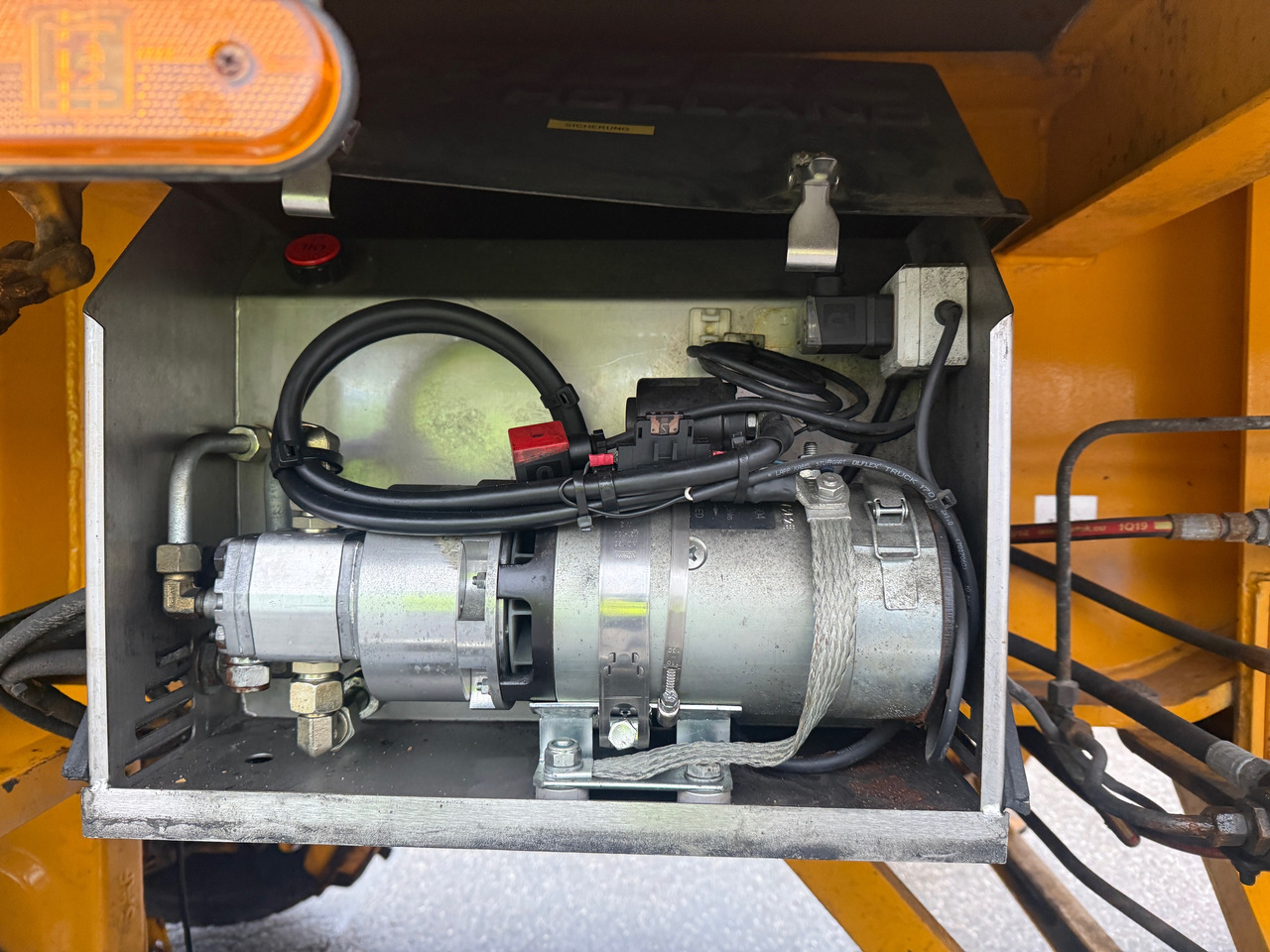 Dropside/ Flatbed semi-trailer ES-GE 6 Achs Ballastauflieger 4x gelenkt 2x Lift: picture 23 Dropside/ Flatbed semi-trailer ES-GE 6 Achs Ballastauflieger 4x gelenkt 2x Lift: picture 23