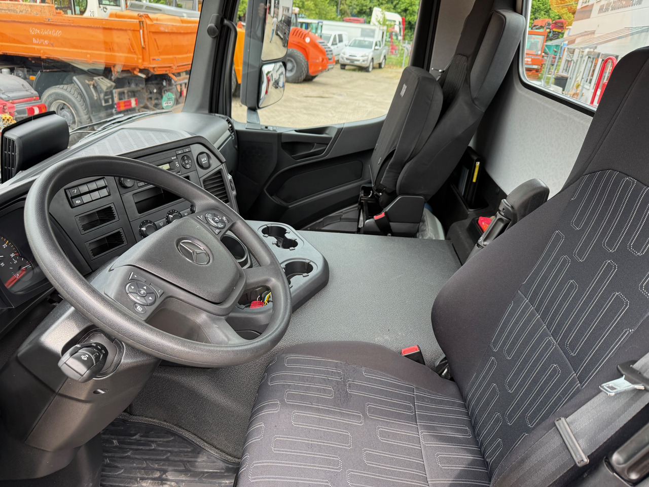 Tipper Mercedes-Benz 1835 Arocs 3-Seiten-Kipper 4900 km: picture 20
