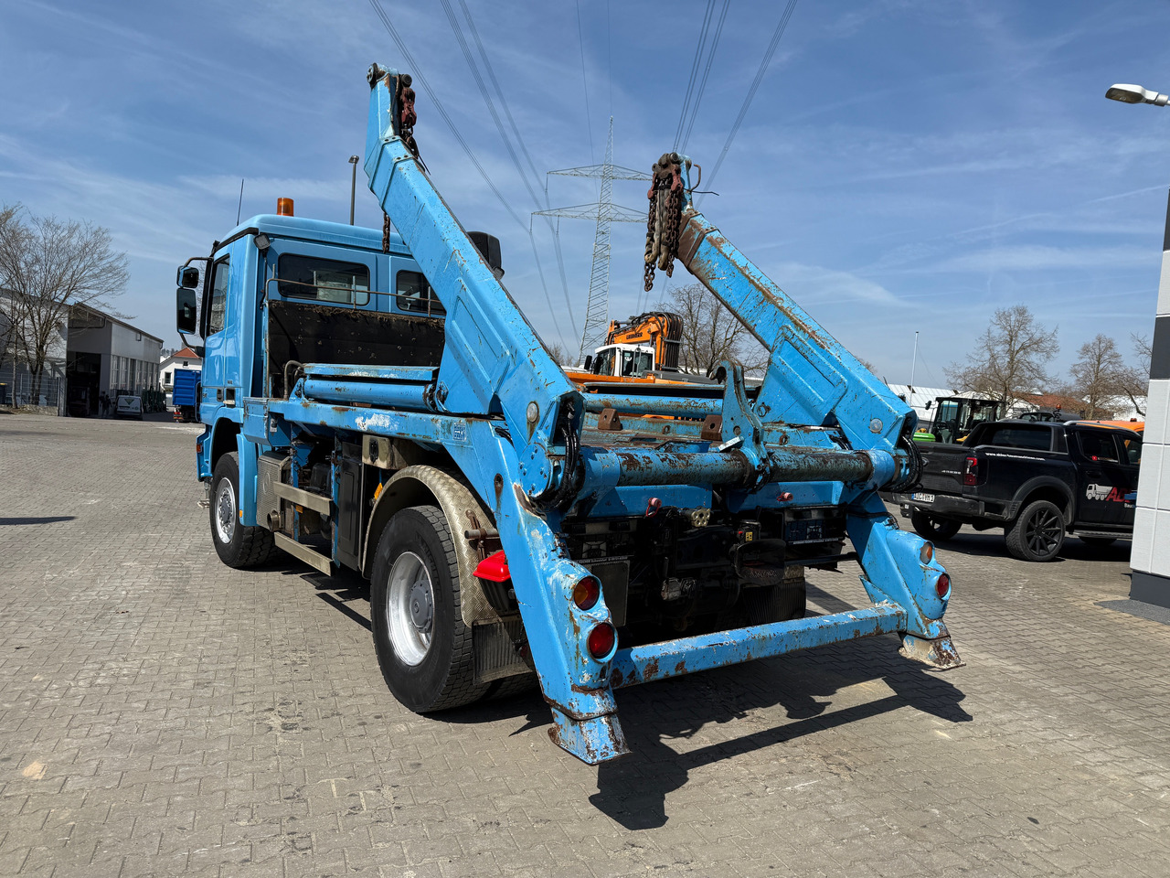 Mercedes-Benz 1841 Actros MP2 Absetzkipper 4x4 Allrad Klima - Skip loader truck: picture 5 Mercedes-Benz 1841 Actros MP2 Absetzkipper 4x4 Allrad Klima - Skip loader truck: picture 5