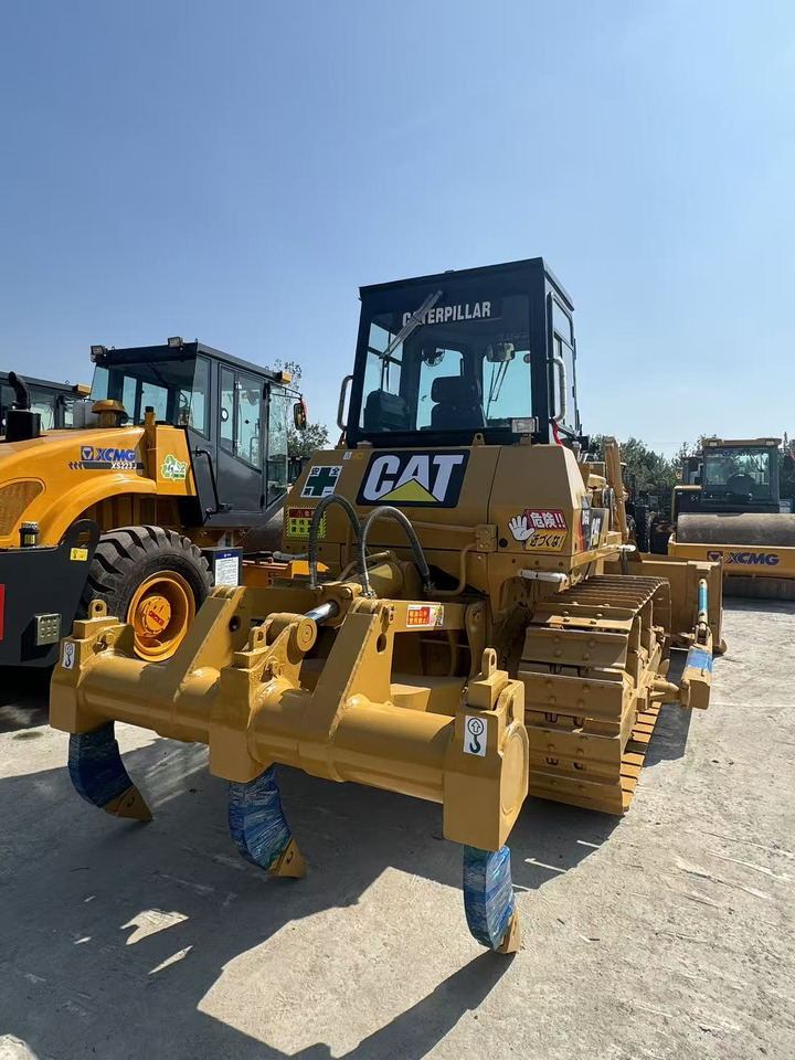 CAT D6G - Bulldozer: picture 4 CAT D6G - Bulldozer: picture 4