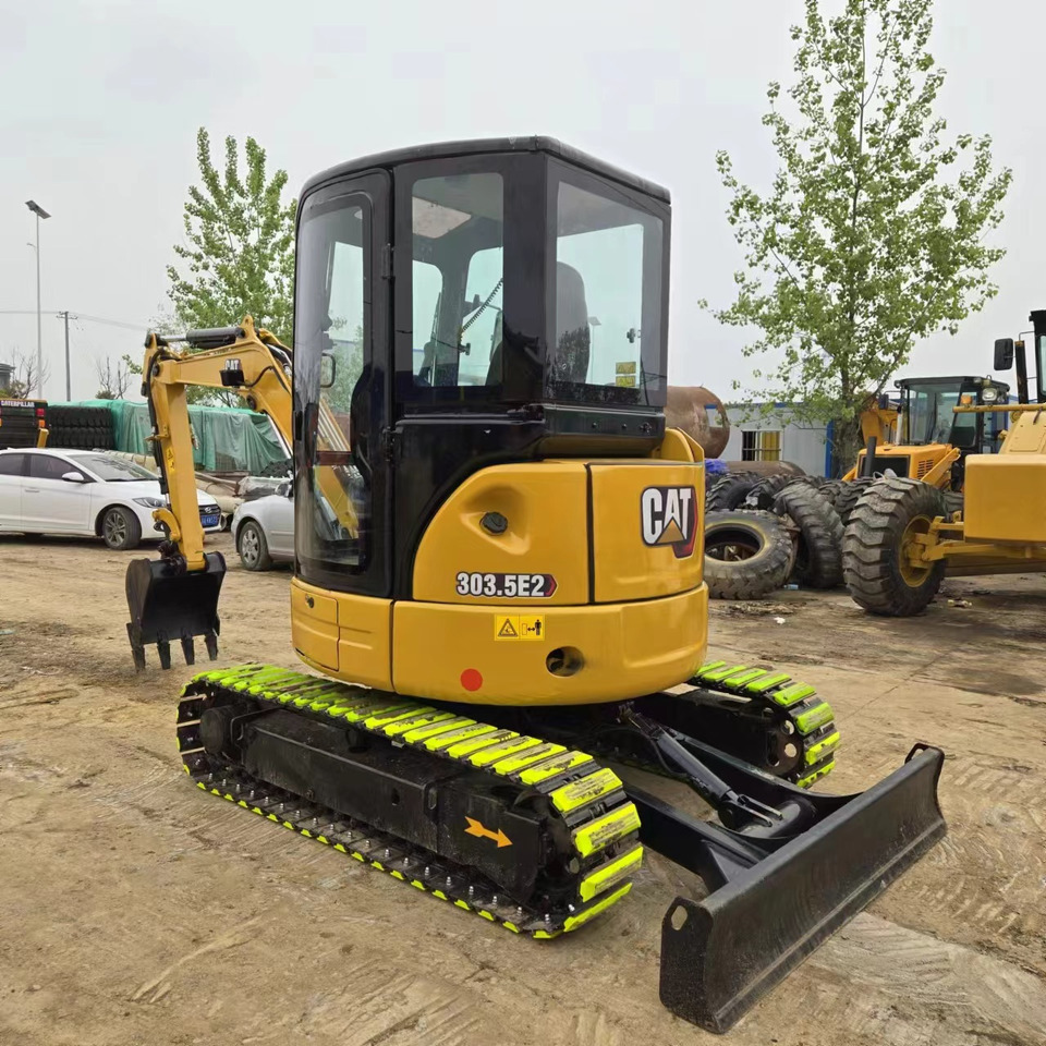 CATERPILLAR 303.5E2 - Mini excavator: picture 5 CATERPILLAR 303.5E2 - Mini excavator: picture 5