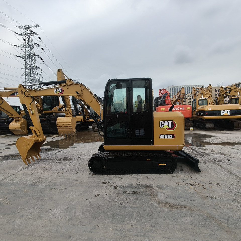 CATERPILLAR 306E2 - Mini excavator: picture 2 CATERPILLAR 306E2 - Mini excavator: picture 2