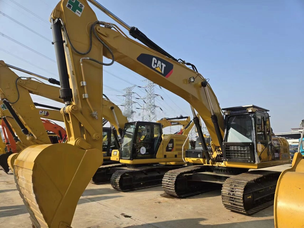 Caterpillar 330D2L - Crawler excavator: picture 1 Caterpillar 330D2L - Crawler excavator: picture 1