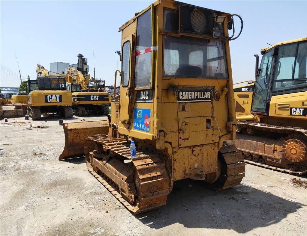 Bulldozer Caterpillar D 4 C: picture 7
