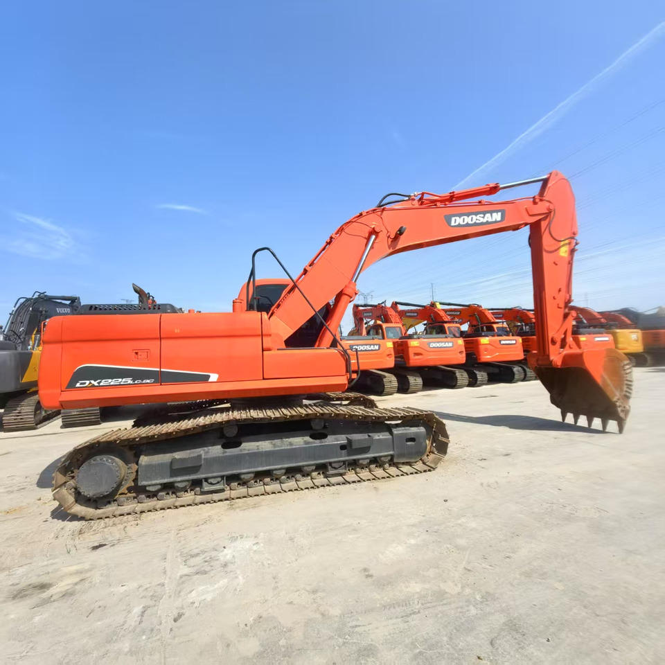DOOSAN DX225LCA - Excavator: picture 5 DOOSAN DX225LCA - Excavator: picture 5