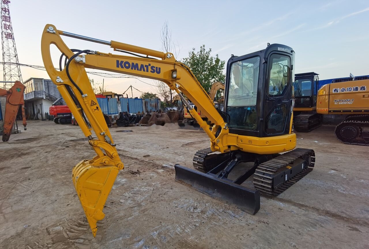 Komatsu PC35MR - Crawler excavator: picture 4 Komatsu PC35MR - Crawler excavator: picture 4