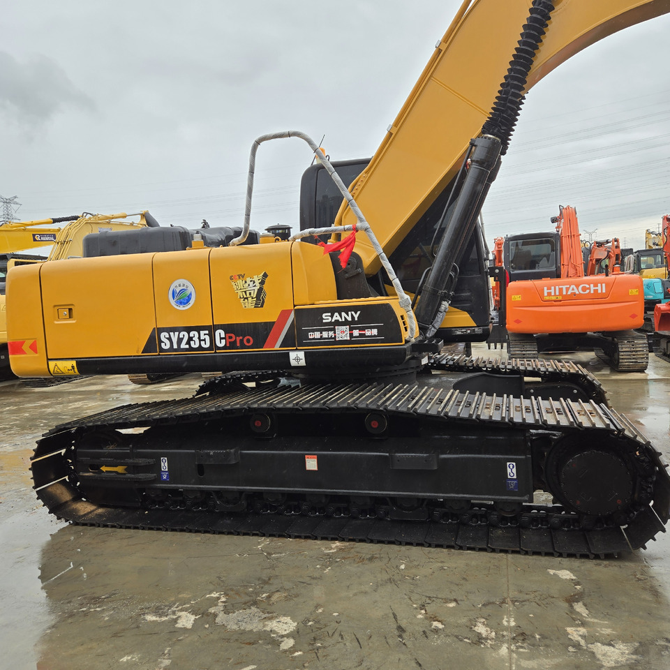 SANY SY235C - Excavator: picture 1 SANY SY235C - Excavator: picture 1