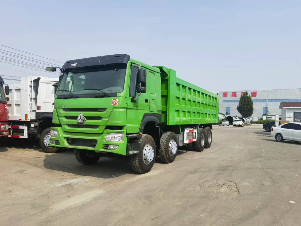 Tipper Sinotruk HOWO 8*4 Dump truck: picture 9