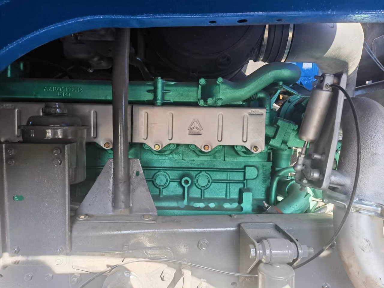 Tipper Sinotruk HOWO 8*4 Dump truck: picture 6 Tipper Sinotruk HOWO 8*4 Dump truck: picture 6