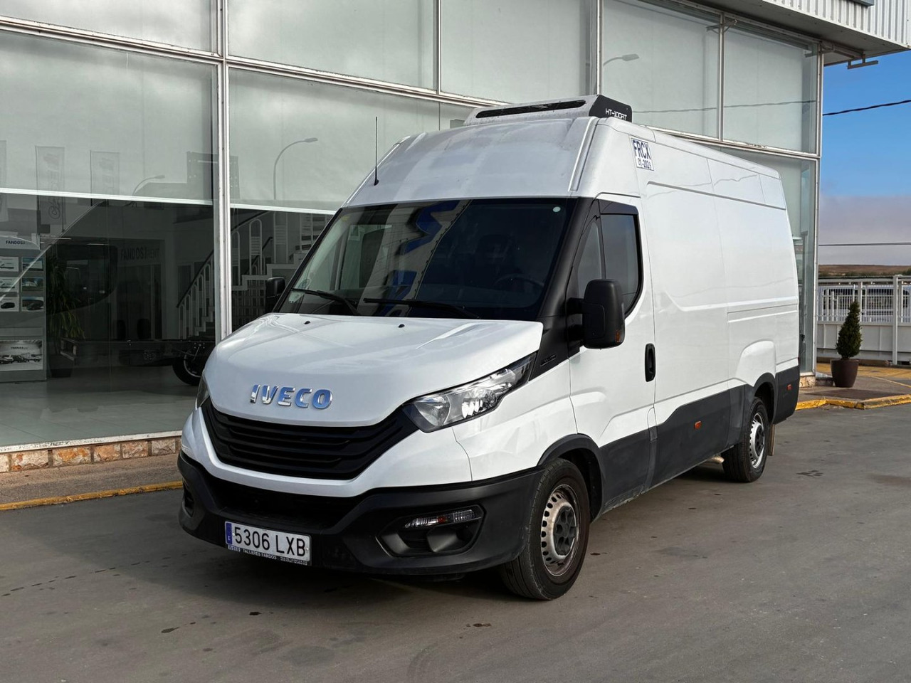 Frigorífico IVECO 35S16 V FRIGORÍFICA 12m3 - Refrigerated van: picture 1 Frigorífico IVECO 35S16 V FRIGORÍFICA 12m3 - Refrigerated van: picture 1
