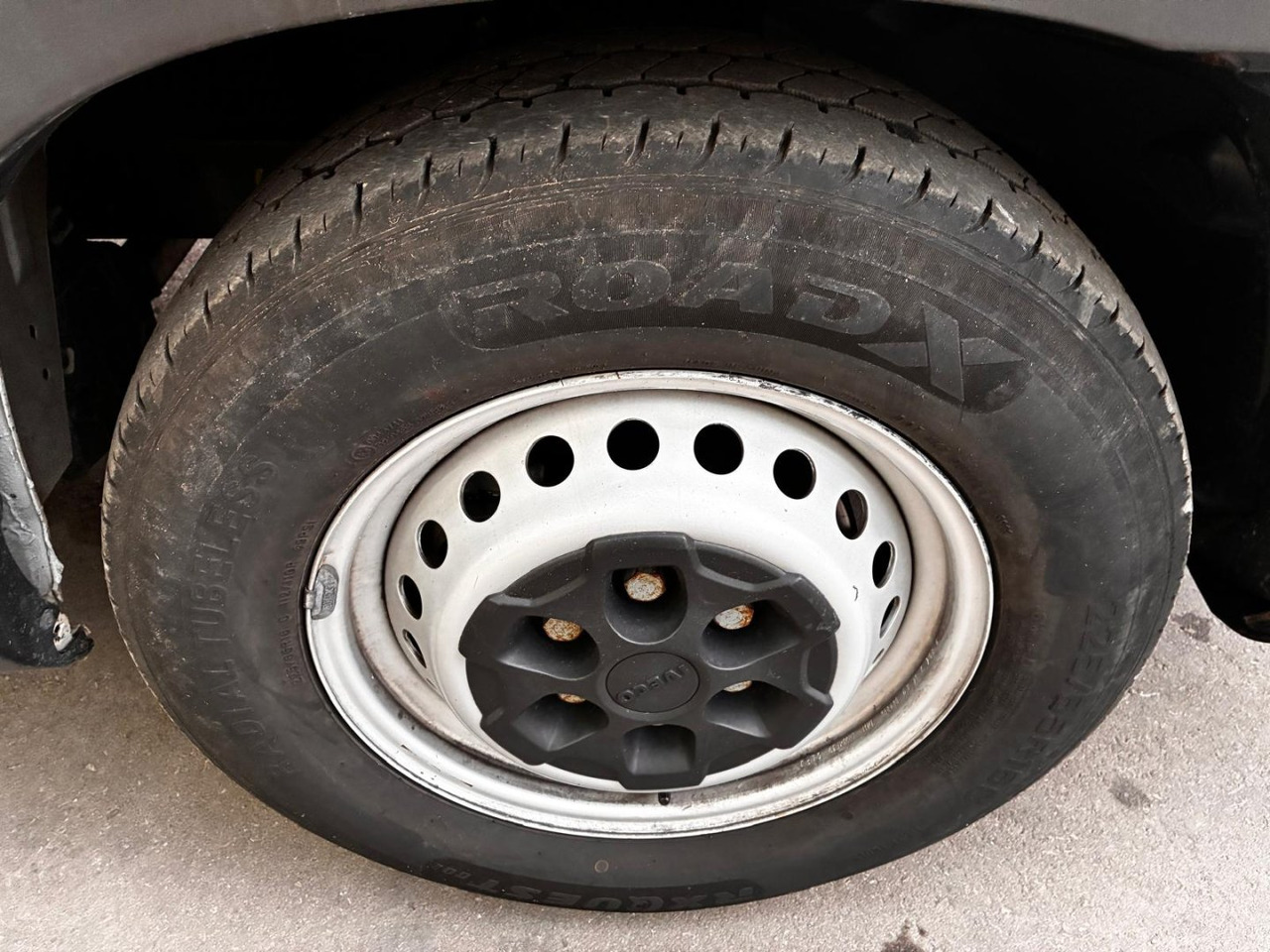 Panel van Furgón IVECO 35S14 V 16m3: picture 15