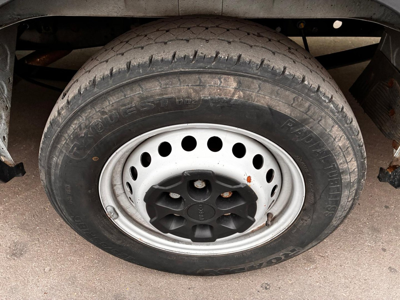 Panel van Furgón IVECO 35S14 V 16m3: picture 16